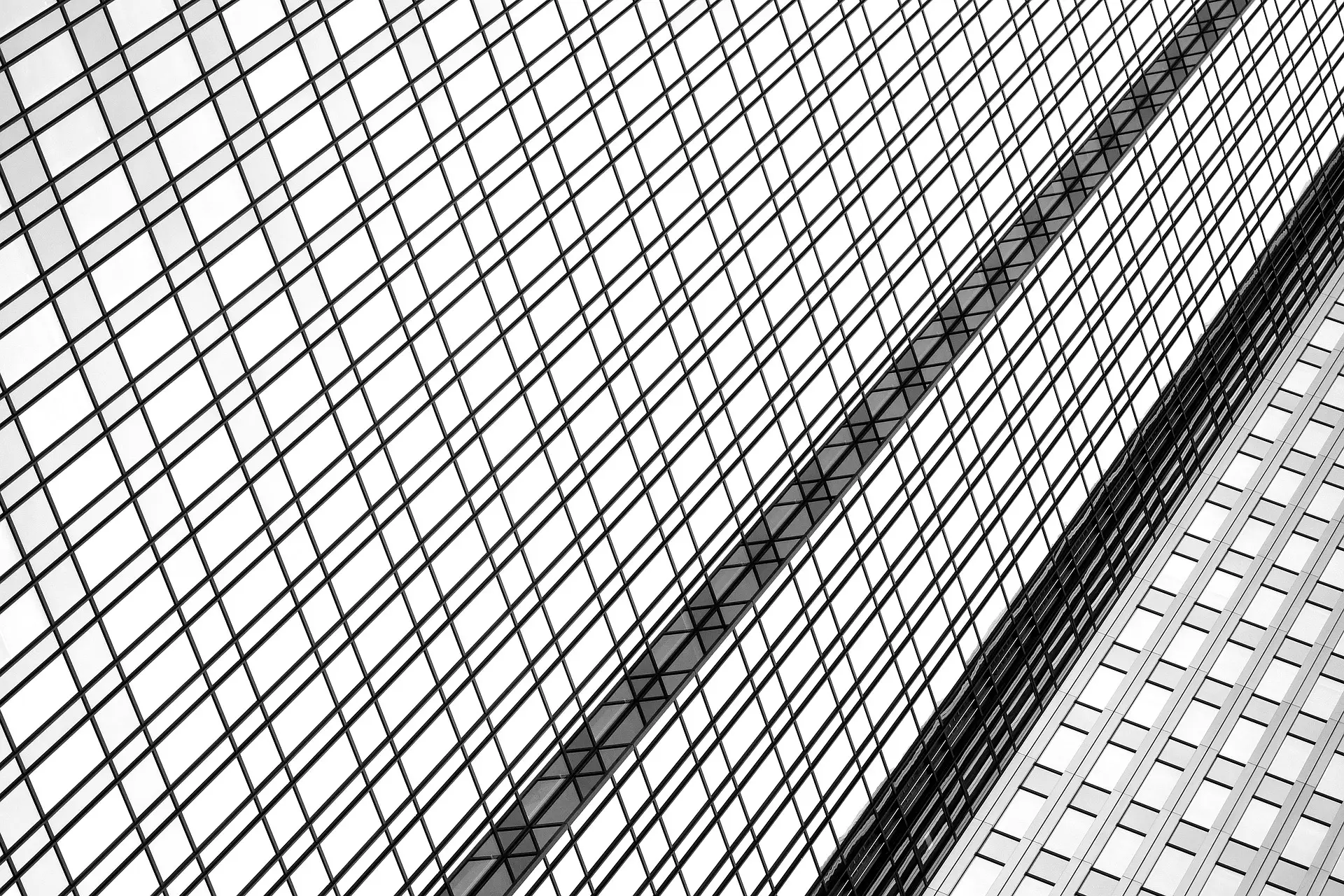 skyscraper-2203337_1920