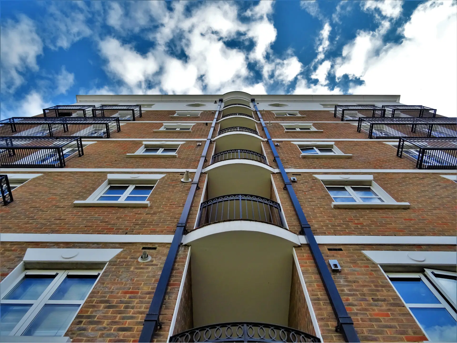turnover-rent-and-who-does-it-benefit